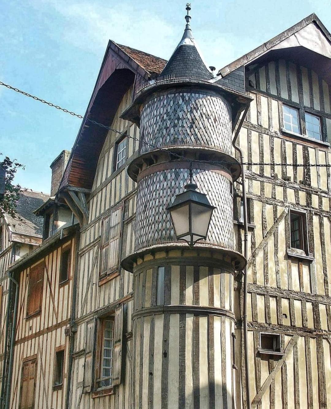 Appartement Cosy Tout Confort Troyes Eksteriør billede